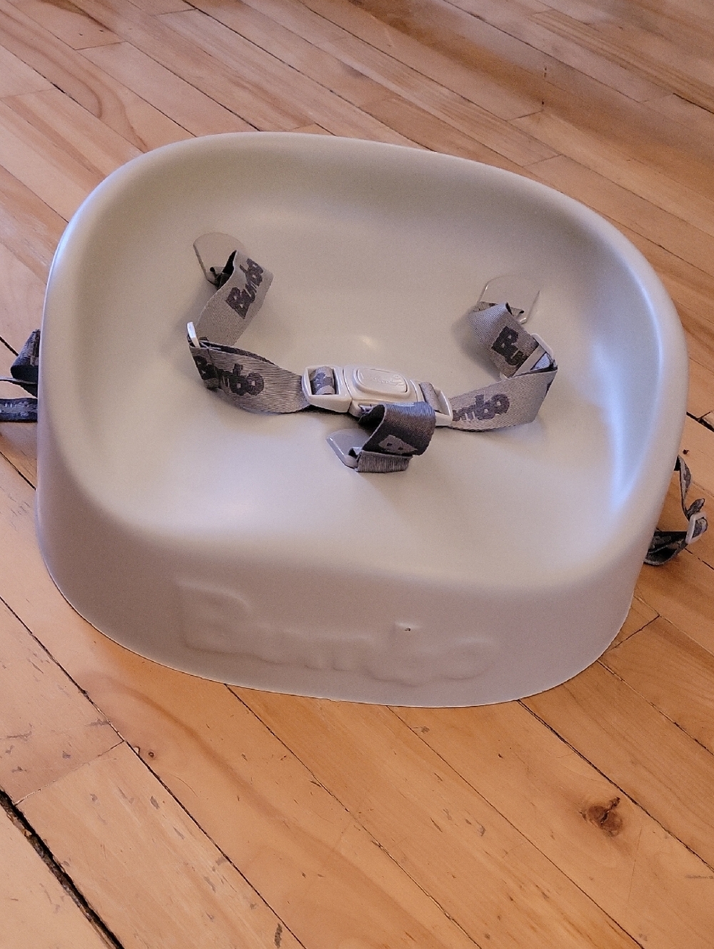 Bumbo Gray Portable Floor Seat with Safety Strap